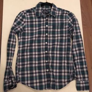 American Eagle plaid shirt Small